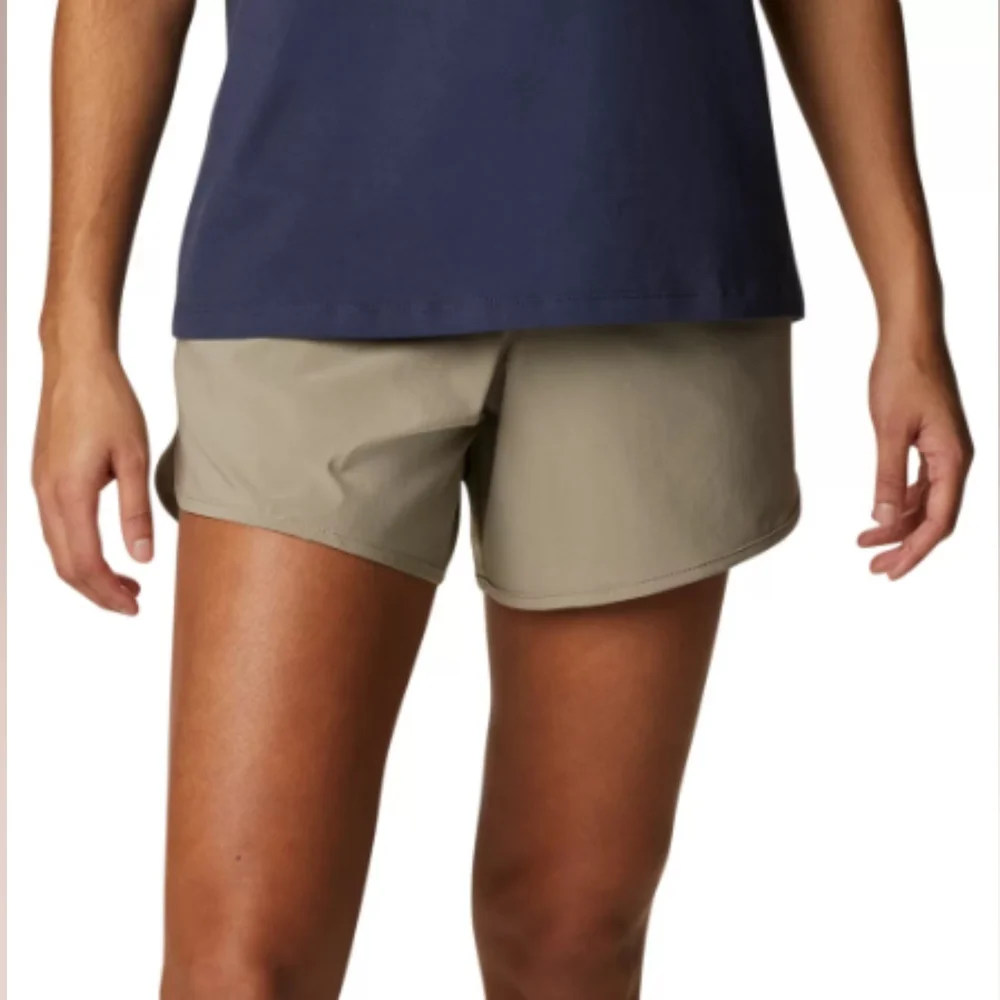 COLUMBIA Bogata Bay Stretch Shorts - Tan - Size Large (NWT) - Picture 1 of 9